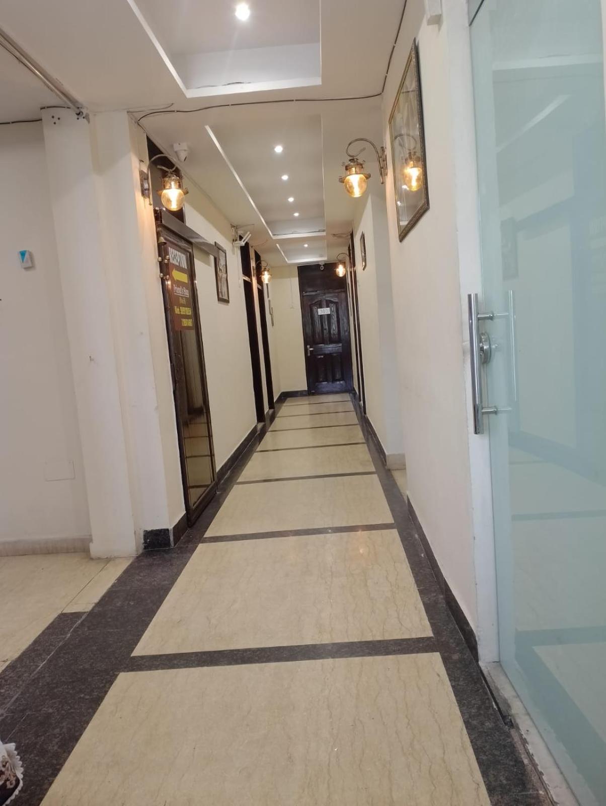 Star Inn Delhi  Eksteriør bilde